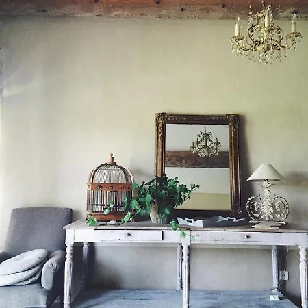 Les Petites Baronnes Apartamento Sannes